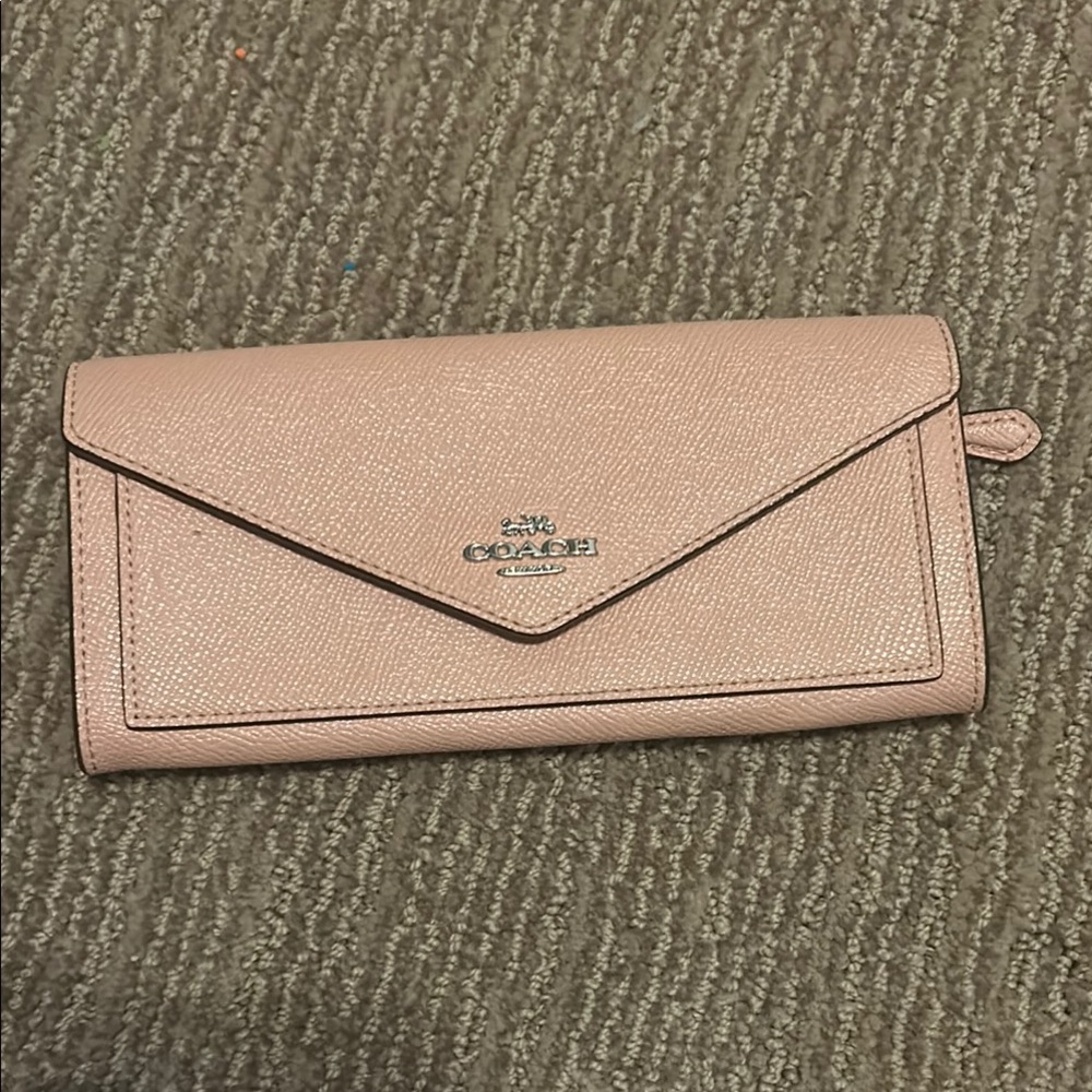 Coach Pink Envelope Wallet Sleek Design